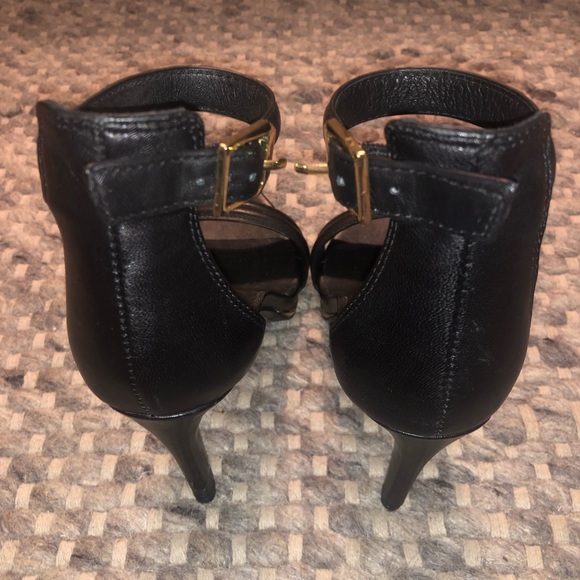 Kenneth Cole Strappy Heels - Picture 4 of 7